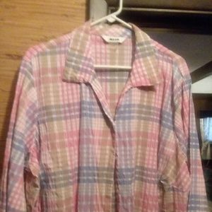 Cute plaid blouse